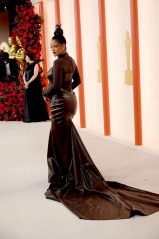 Rihanna - 95th Annual Academy Awards in Los Angeles 03/12/2023 фото №1366475