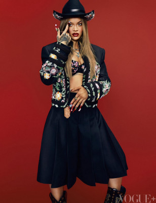 Rihanna – Vogue China April 2024 фото №1391906