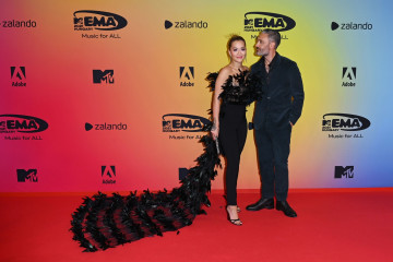 Rita Ora - MTV EMA in Budapest 11/14/2021 фото №1321977