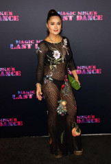 Salma Hayek - 'Magic Make's Last Dance' Premiere in Miami 01/25/2023 фото №1363064