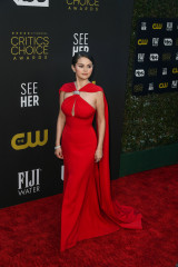 Selena Gomez - 27th Critics' Choice Awards in Los Angeles 03/13/2022 фото №1340052