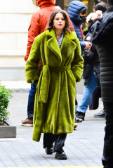 Selena Gomez - On Set of 'Only Murders In The Building' in NY 01/24/2022 фото №1334802