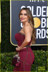 Sofia Vergara - 77th Annual Golden Globe Awards in Beverly Hills 01/05/2020 фото №1241275