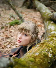 Taylor Swift - 'evermore' Album Photoshoot (2020) фото №1285157