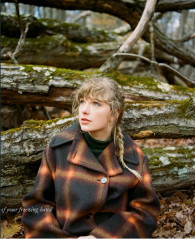 Taylor Swift - 'evermore' Album Photoshoot (2020) фото №1285164