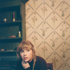 Taylor Swift - 'evermore' Album Photoshoot (2020) фото №1285271