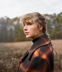 Taylor Swift - 'evermore' Album Photoshoot (2020) фото №1284893
