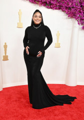 Vanessa Hudgens – Oscars 2024 Red Carpet фото №1390842