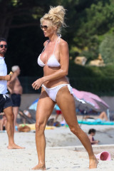 VICTORIA SILVSTEDT in a White Bikini at a Beach in France 07/28/2020 фото №1266657