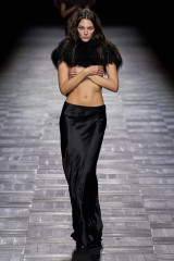 Ann Demeulemeester Fall/Winter 2023 Fashion Show in Paris фото №1366002