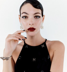 Vittoria Ceretti for Give Chanel 2023 Campaign фото №1383541