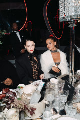 British Vogue X LuisaViaRoma Runway Icons Dinner And Party In Florence фото №1372175