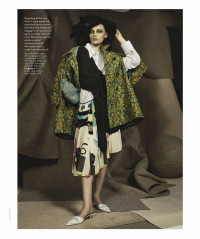 VITTORIA CERETTI in Vogue Magazine, Australia February 2020 фото №1244894