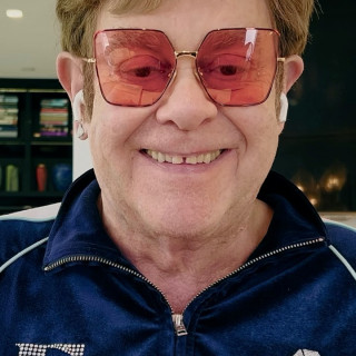 Elton John инстаграм фото