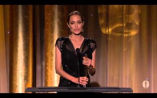 Анджелина Джоли получила гуманитарный Оскар