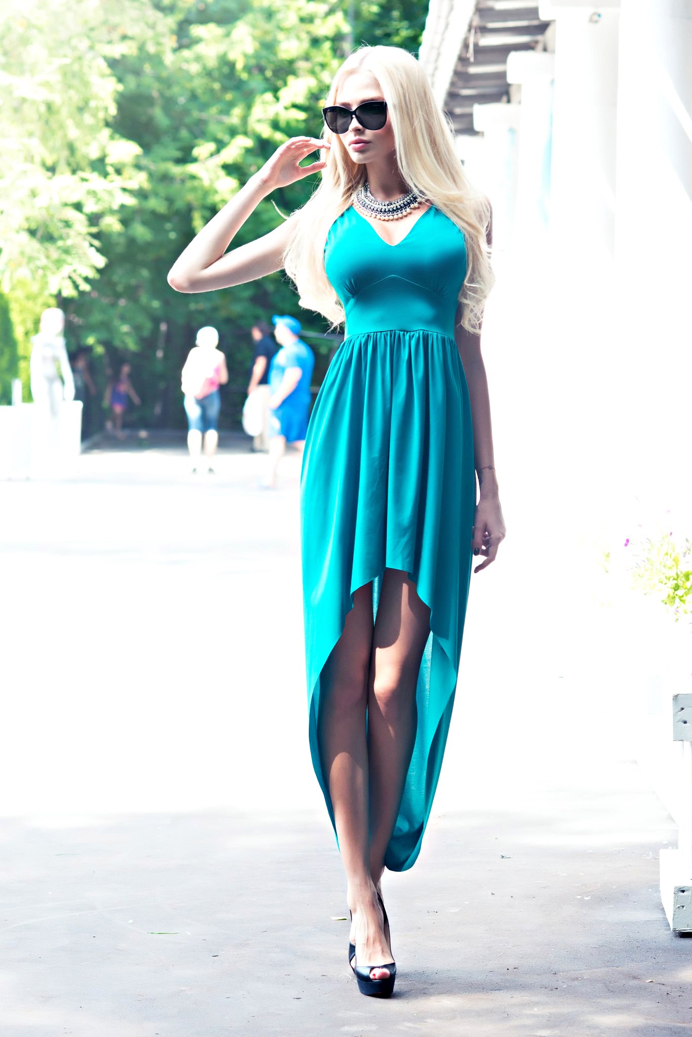 alena shishkova dress