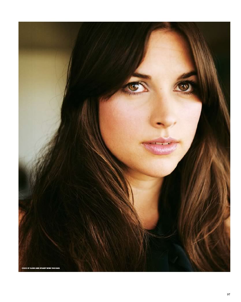 Next photo of Amelia Warner