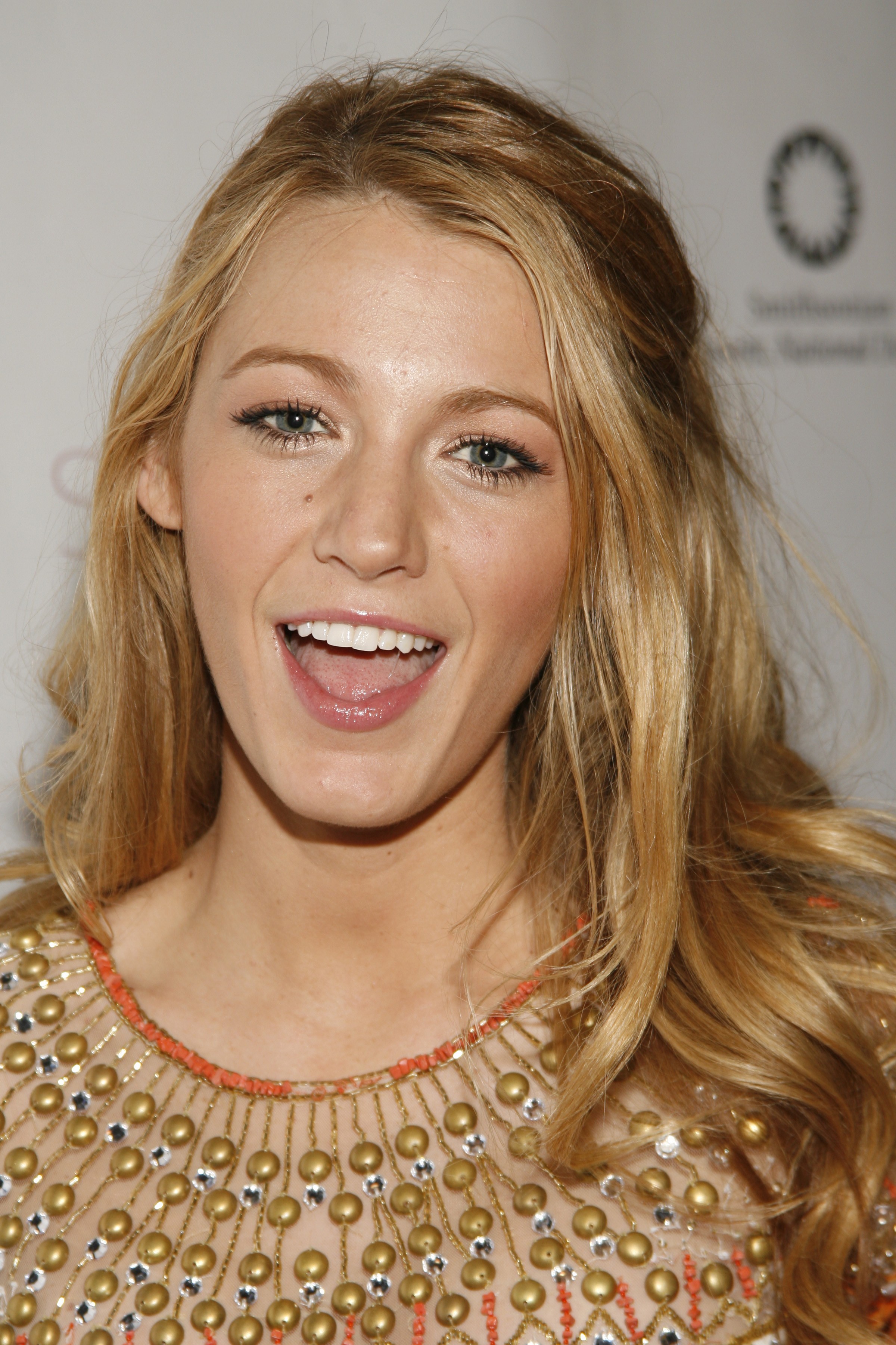 Blake lively фото