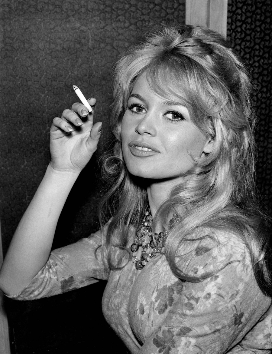 Vanna bardot фото