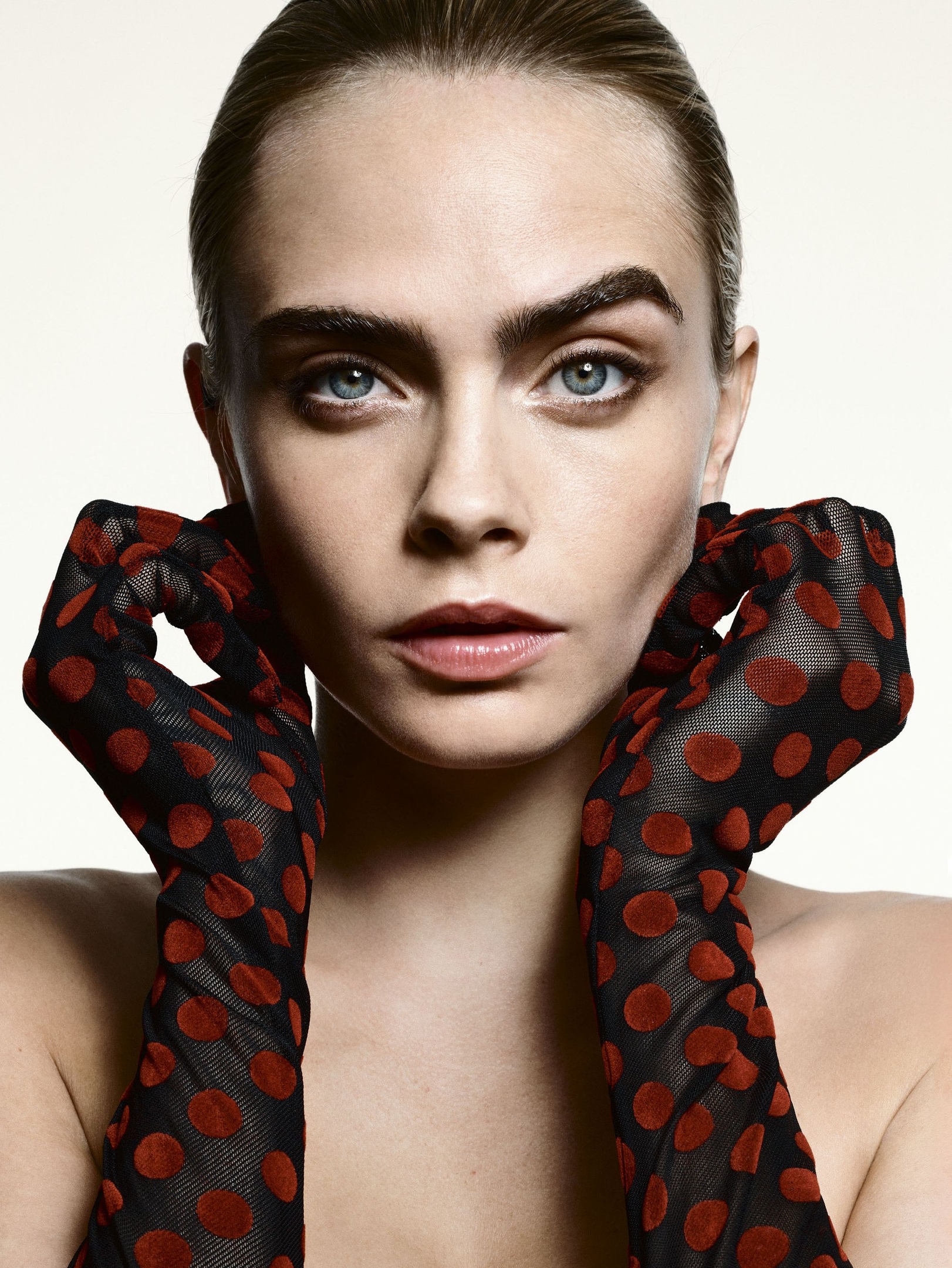 Кара Делевинь (Cara Delevingne)