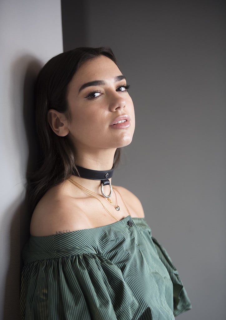 Dua lipa обои на телефон