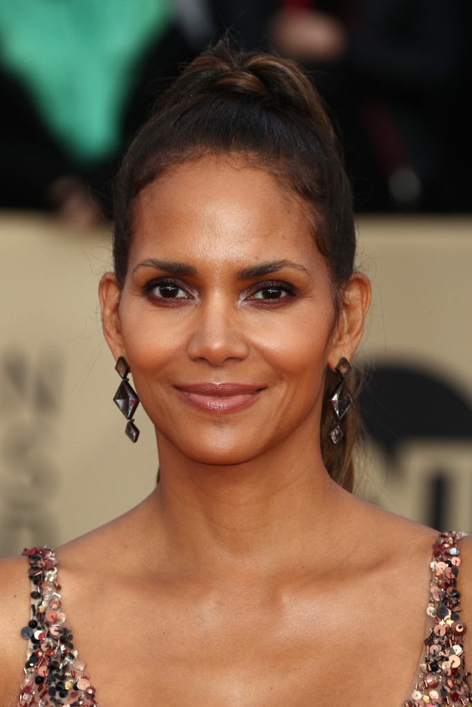 Halle berry фото