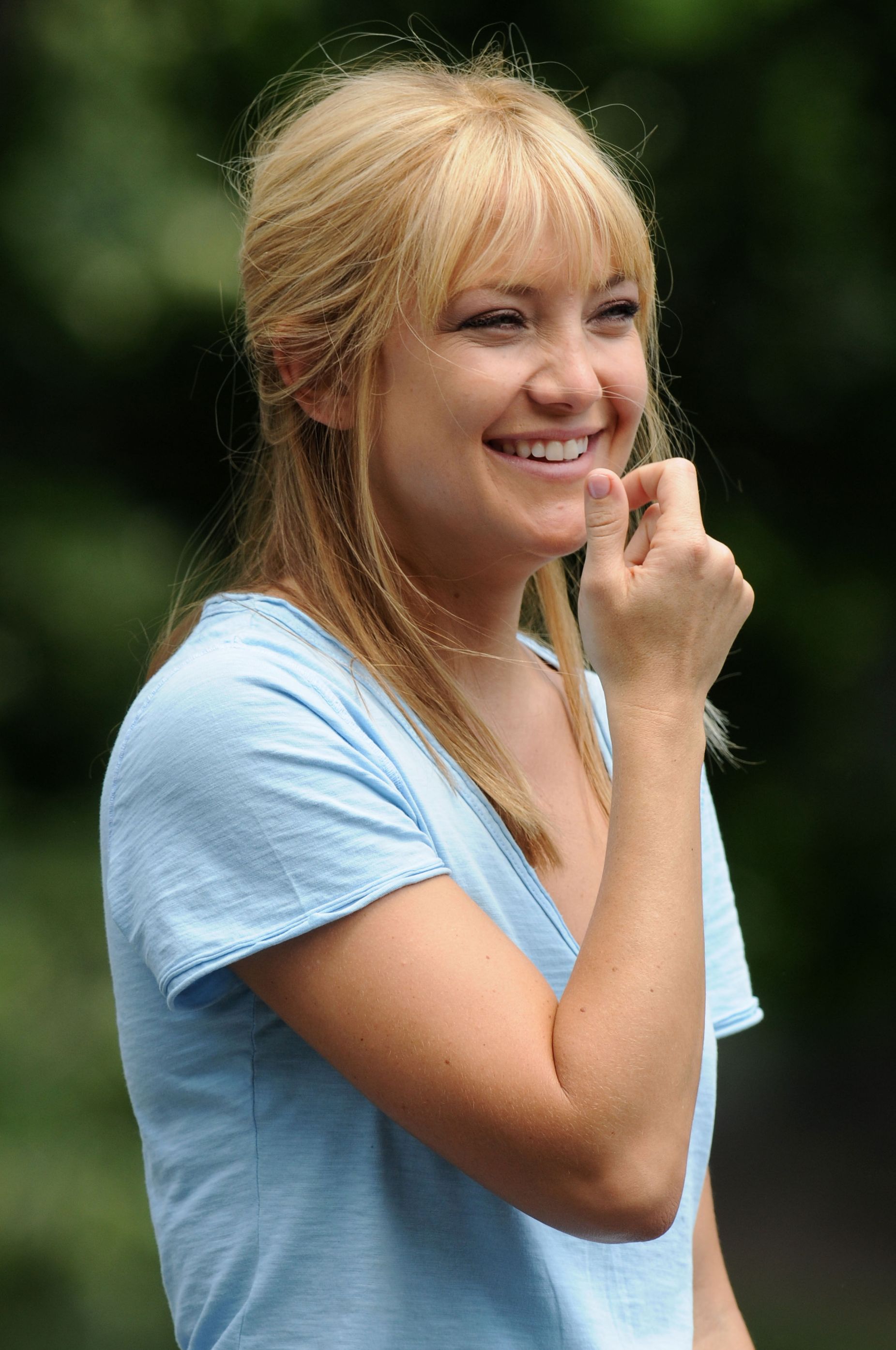 http://www.theplace.ru/archive/kate_hudson/img/msg_121451018282.jpg