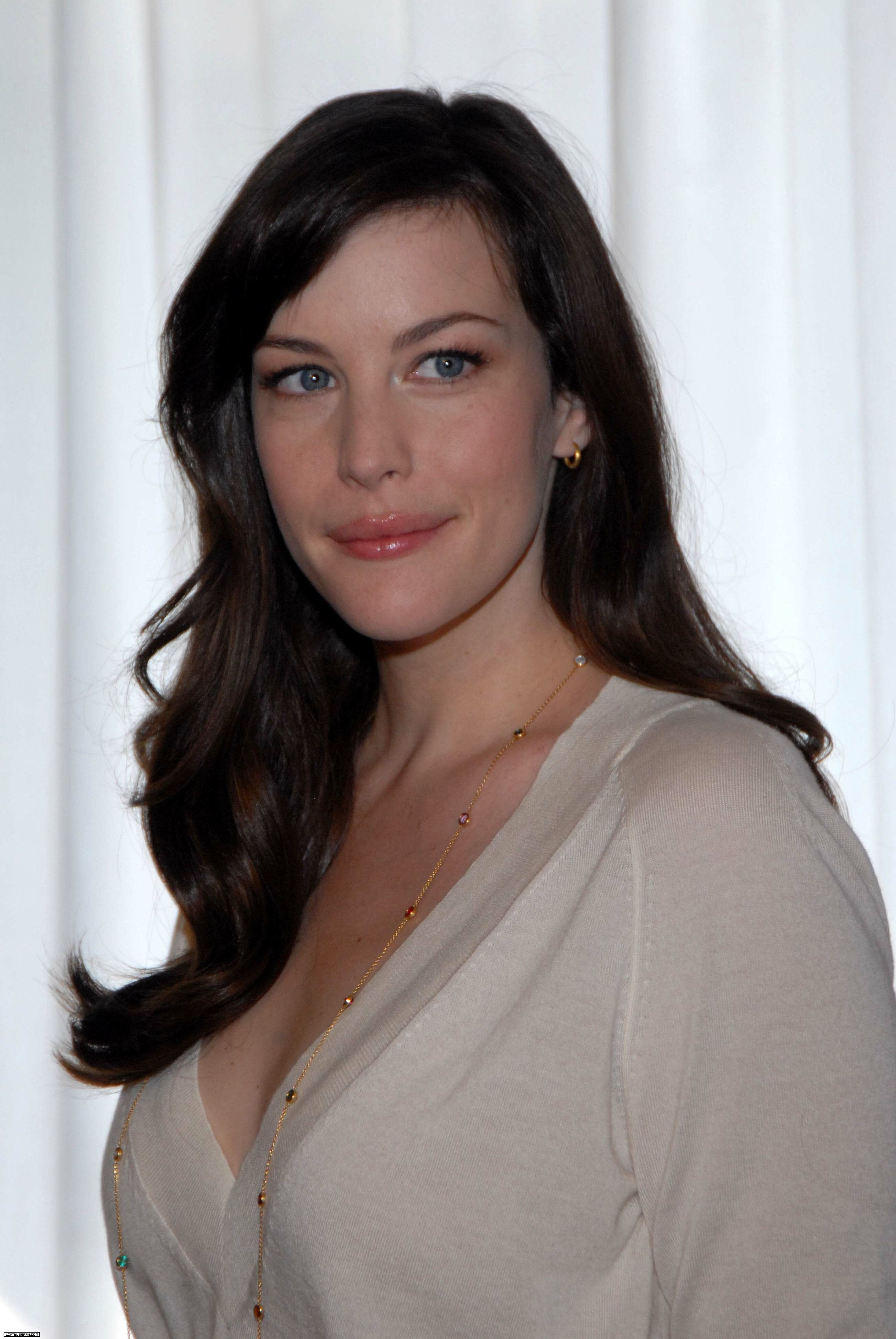 Liv tyler фото