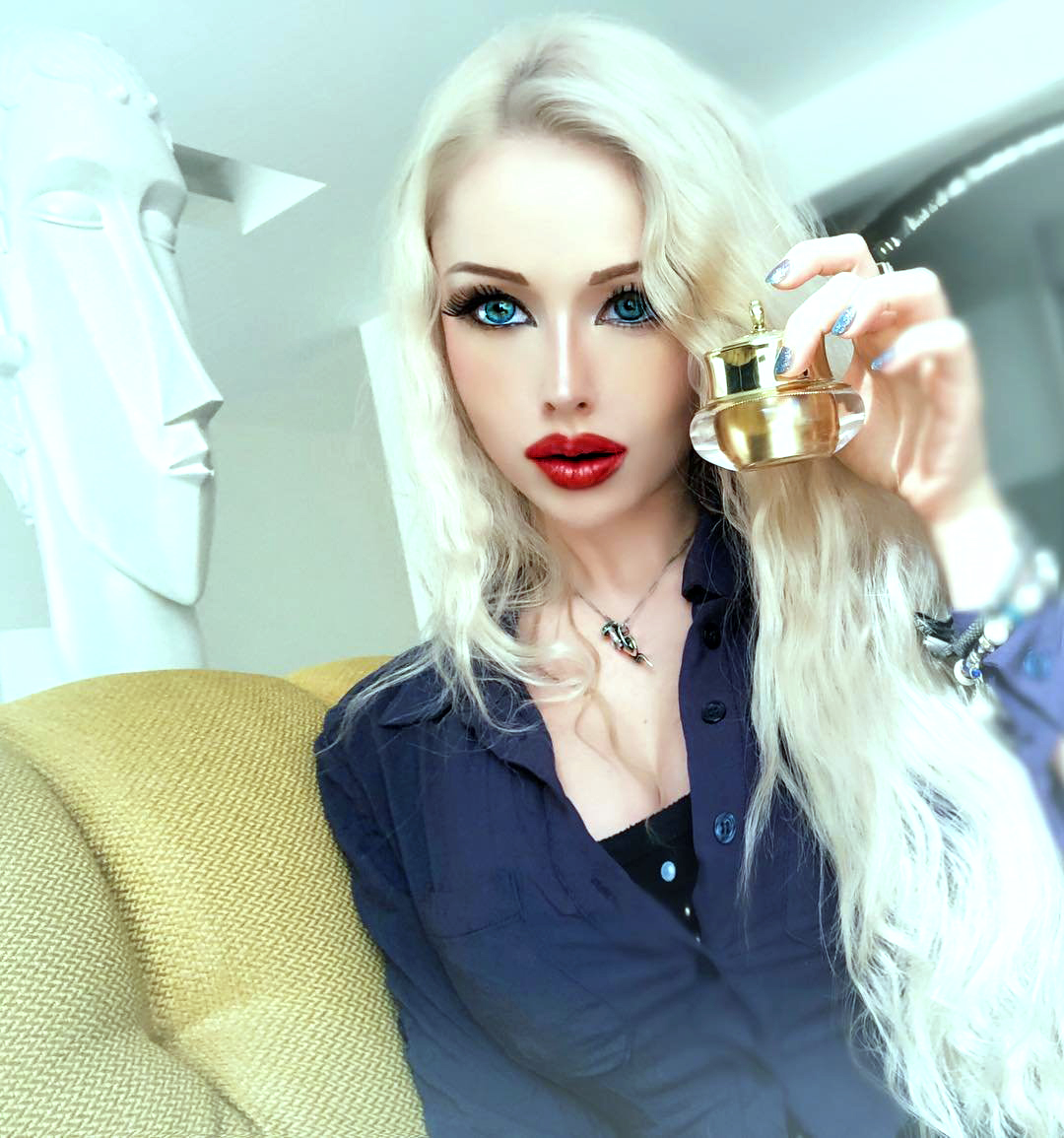 Валерия Лукьянова Valeria Lukyanova фото №1226659