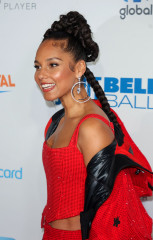 Alicia Keys – Capital’s Jingle Bell Ball in London  фото №1382837