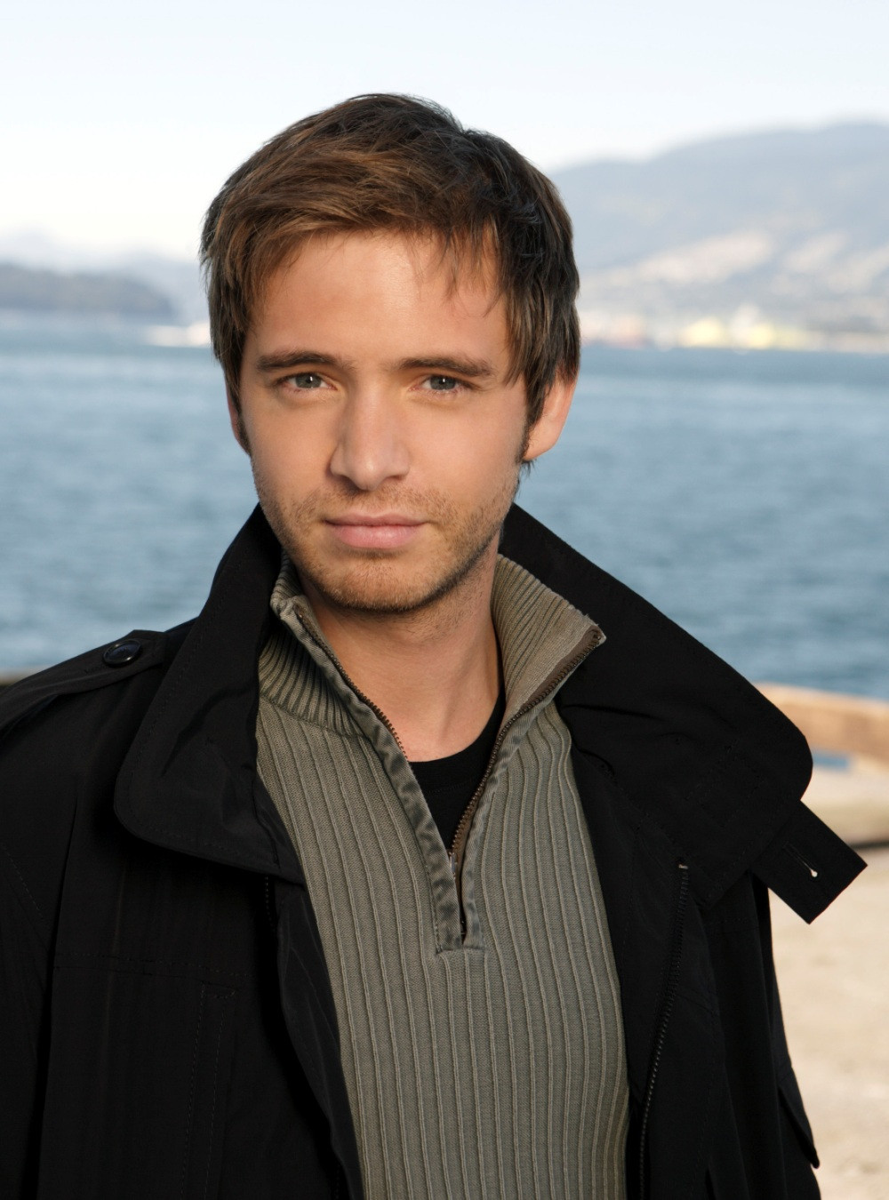 Аарон Стэнфорд (Aaron Stanford)