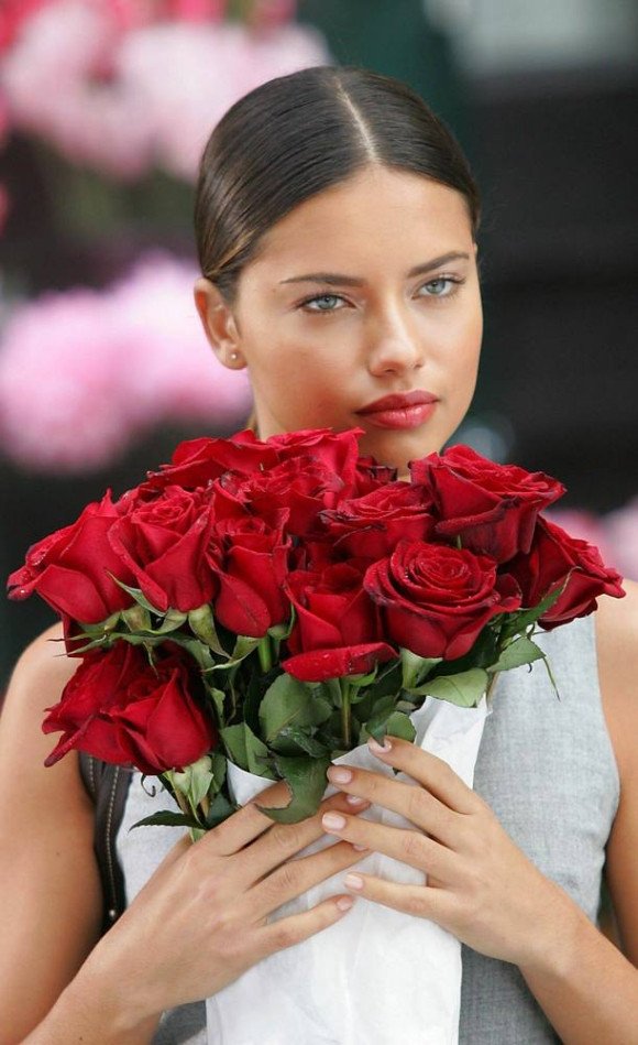 Адриана Лима (Adriana Lima)