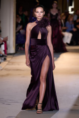 Zuhair Murad Couture Fall/Winter 2023 Fashion  Show in Paris фото №1373030