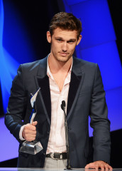 Alex Pettyfer фото №661866