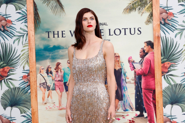 Alexandra Daddario -  'The White Lotus' Los Angeles Premiere | July 07, 2021 фото №1302608