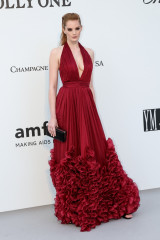 Alexina Graham – amfAR Cannes Gala 2019 фото №1186237