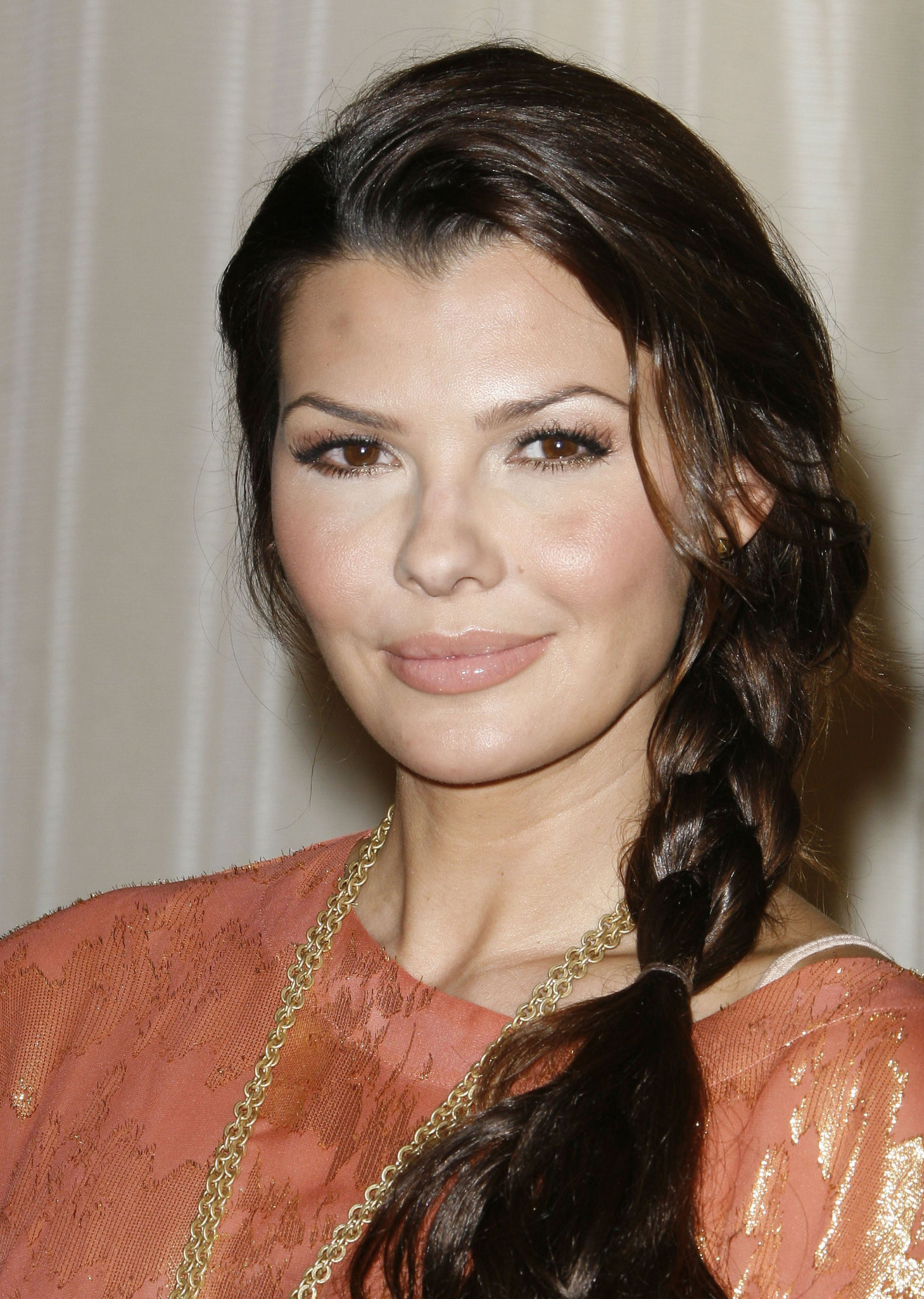 Али Лэндри (Ali Landry)