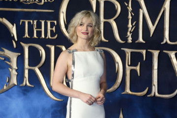 Alison Sudol – “Fantastic Beasts: The Crimes of Grindelwald” Premiere in London фото №1118578
