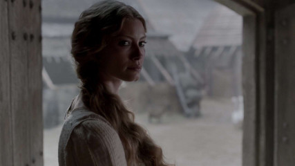 Alyssa Sutherland - Vikings - S02E01  фото №942238