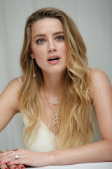 Amber Heard фото №814435