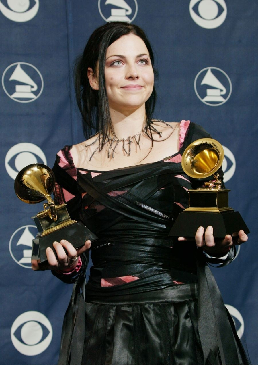 Эми Ли (Amy Lee)