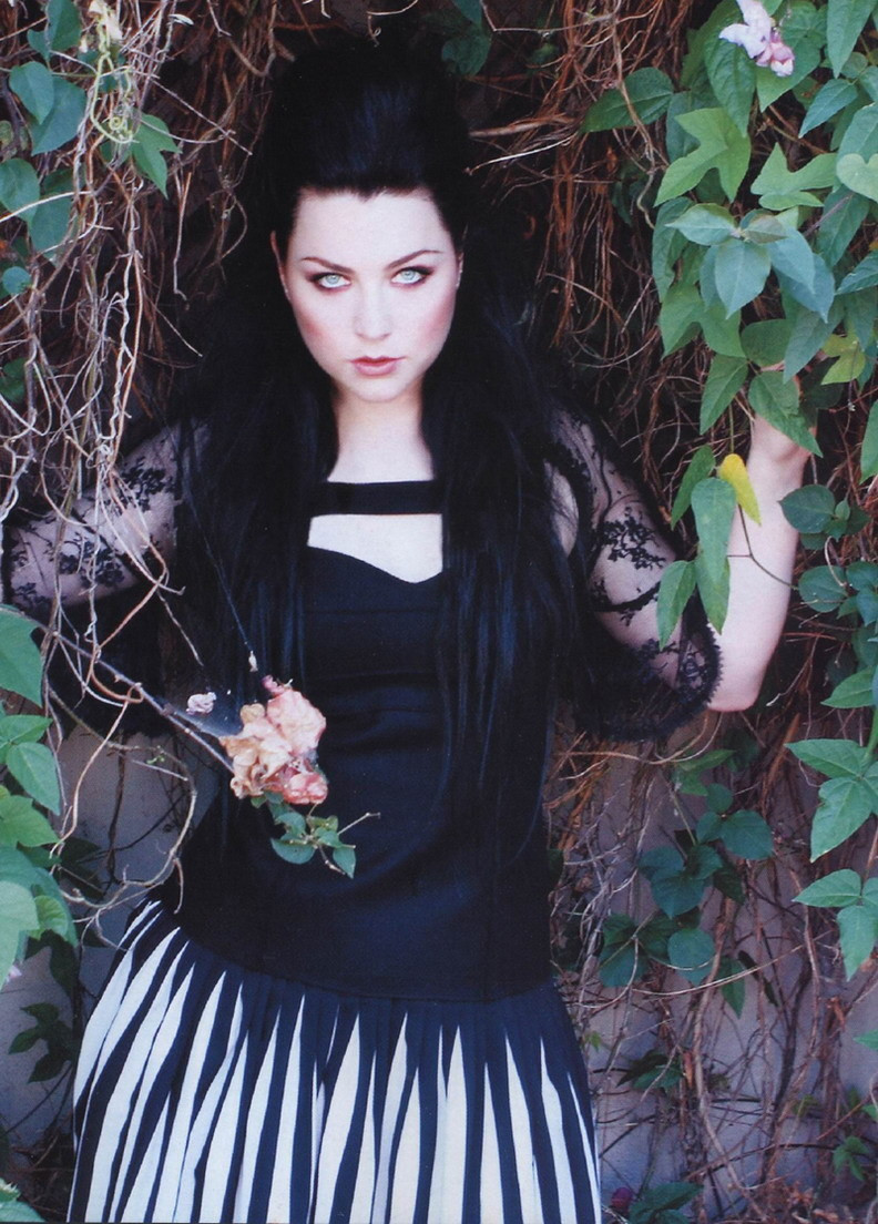 Эми Ли (Amy Lee)