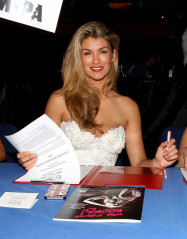 Amy Willerton фото №743664