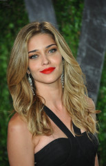 Ana Beatriz Barros фото №474792