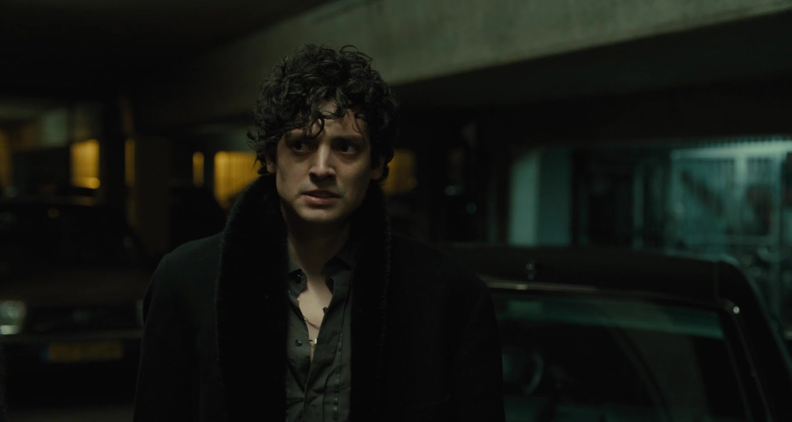 Анайрин Барнард (Aneurin Barnard)