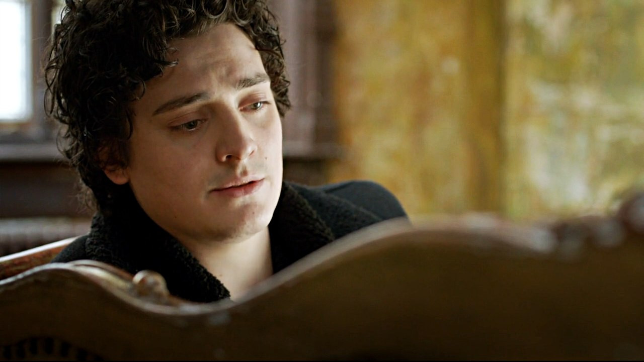 Анайрин Барнард (Aneurin Barnard)