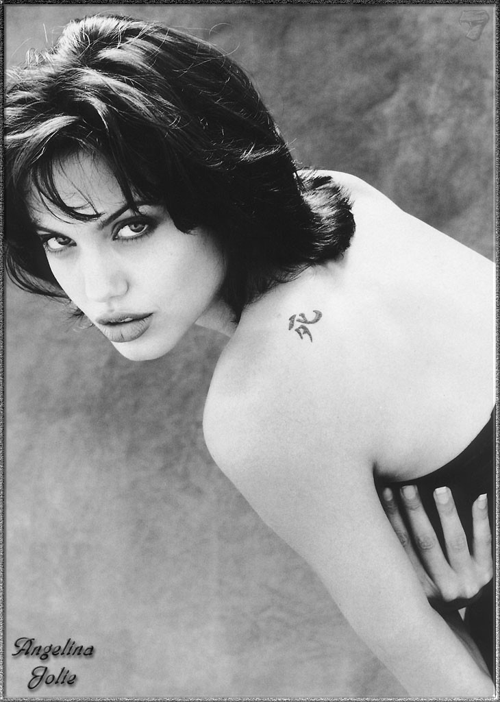 Анджелина Джоли (Angelina Jolie)