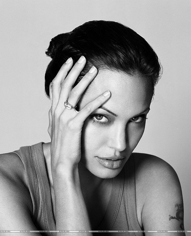 Анджелина Джоли (Angelina Jolie)