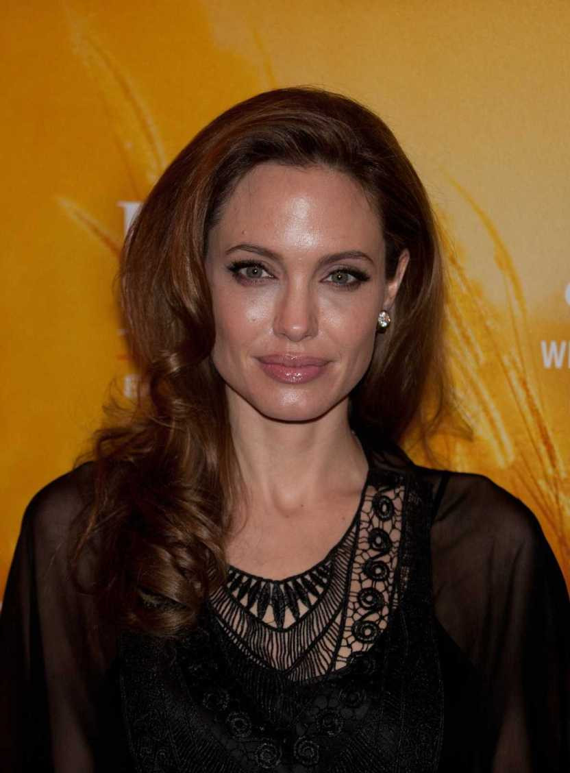 Анджелина Джоли (Angelina Jolie)