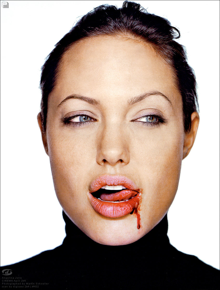 Анджелина Джоли (Angelina Jolie)